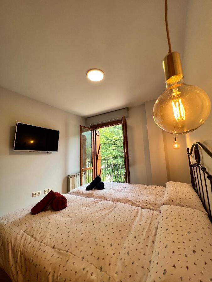 El Mirador De Cerler Appartement Benasque Buitenkant foto